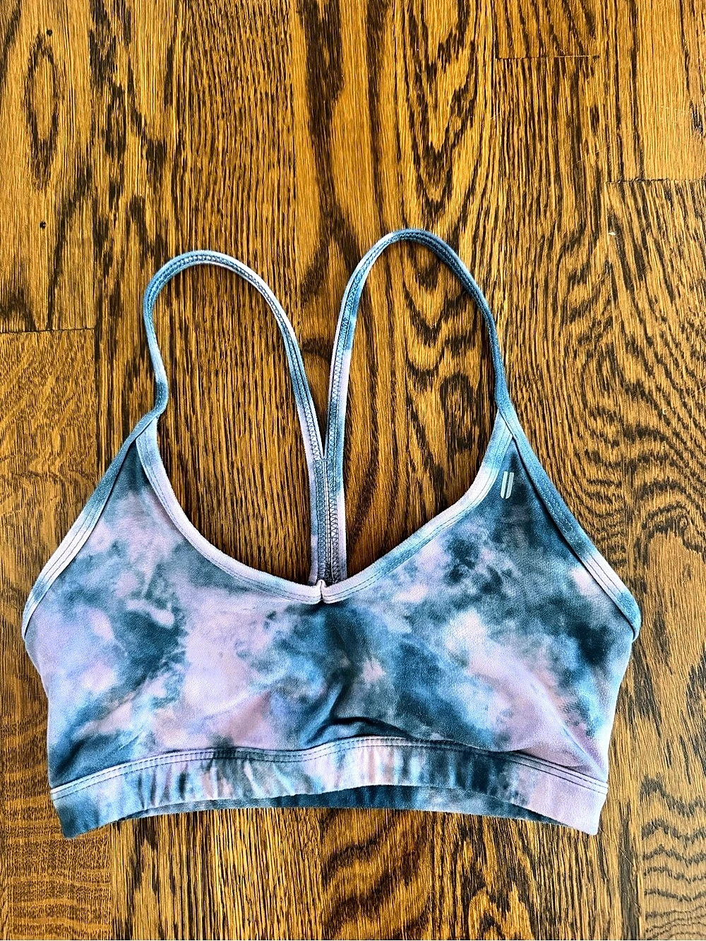 Nobull Matte V-Neck Sports Bra Blue & Pink